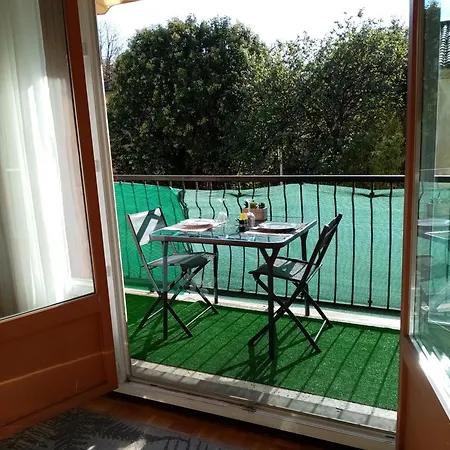 Appartement Aix Centre T2 Climatise Parc Jourdan